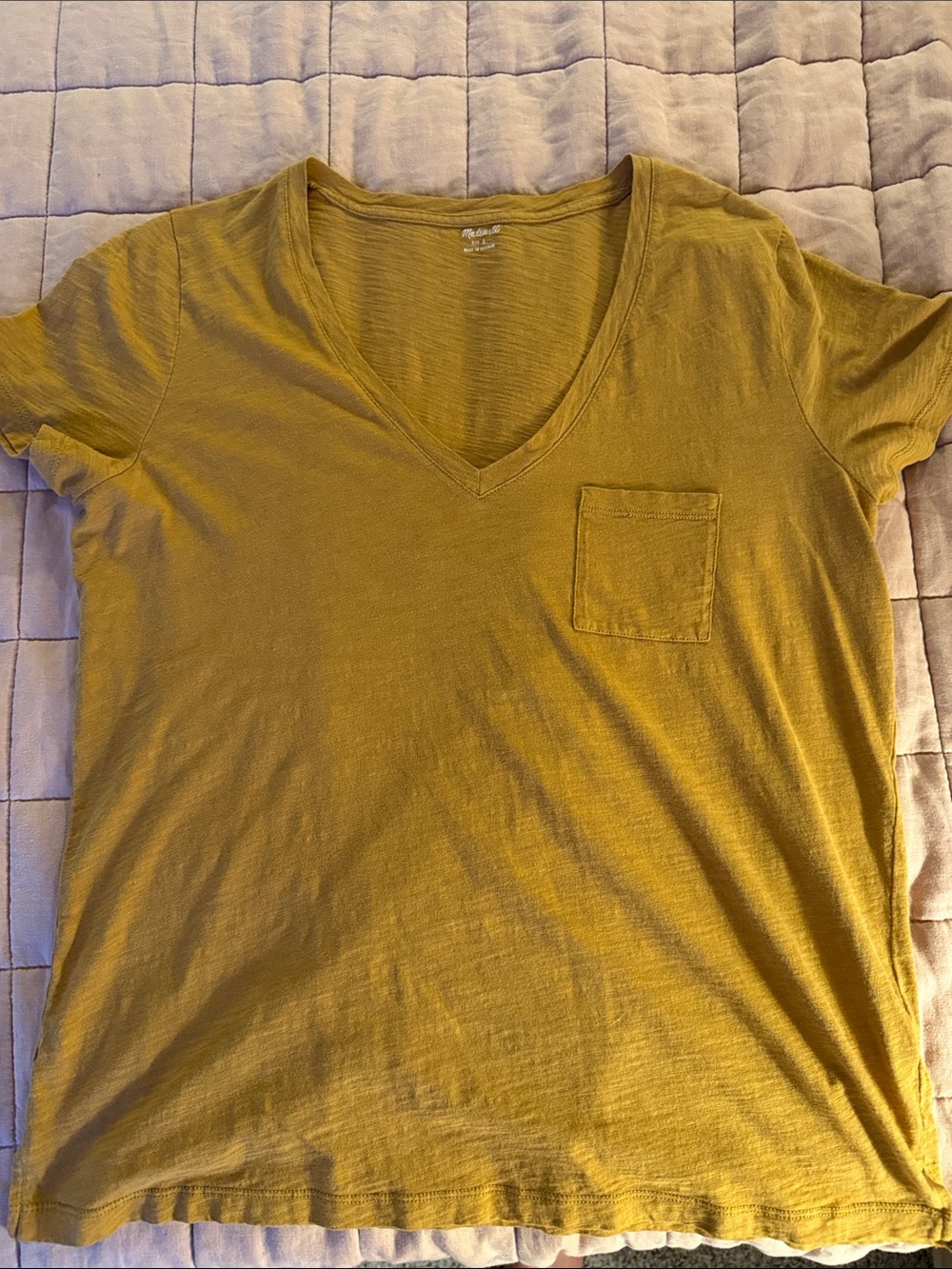 Madewell V-Neck Short Sleeve Pocket Tee in Mustard Yellow